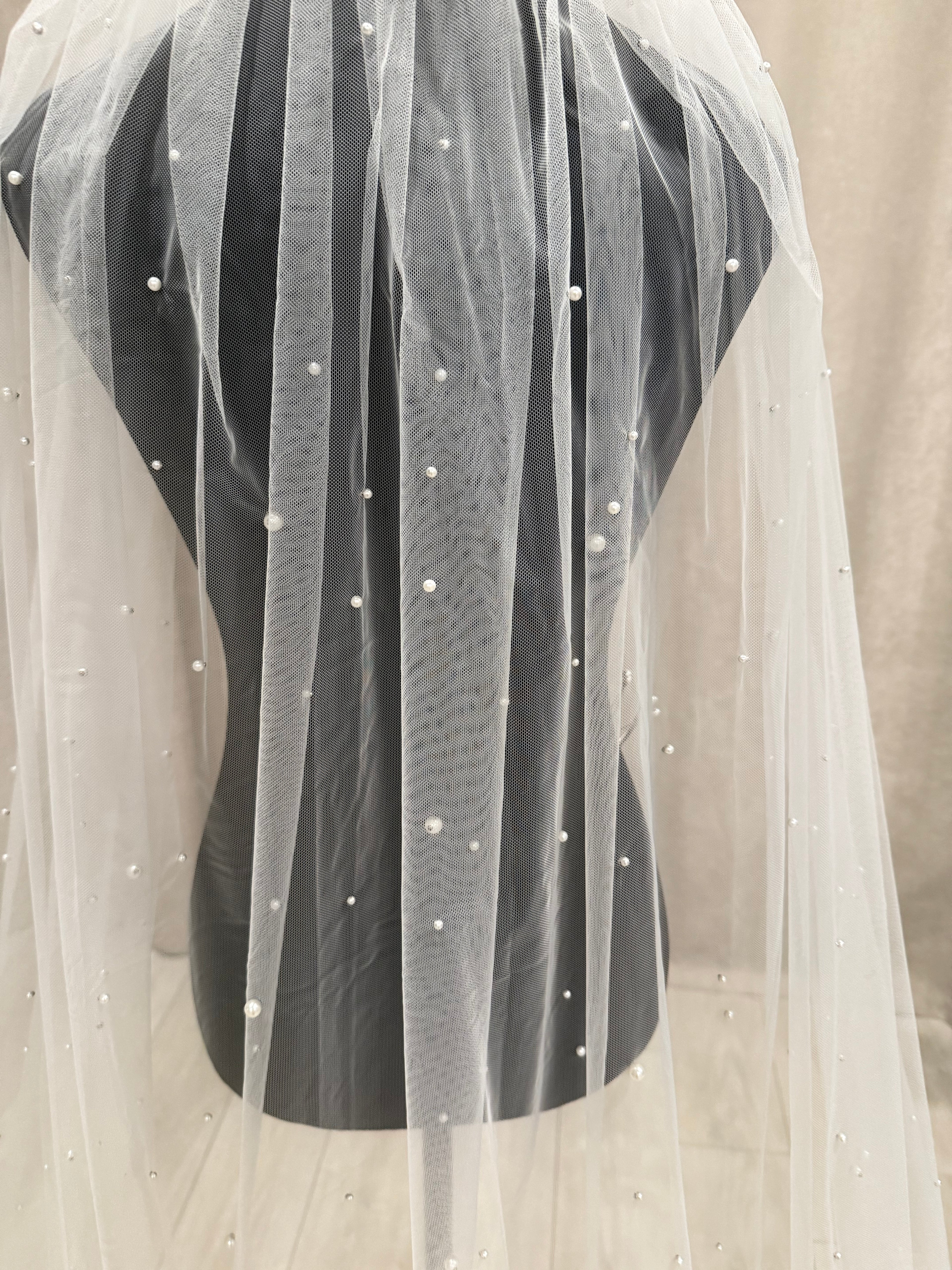 Pears Cathedral Bridal Veil 120"