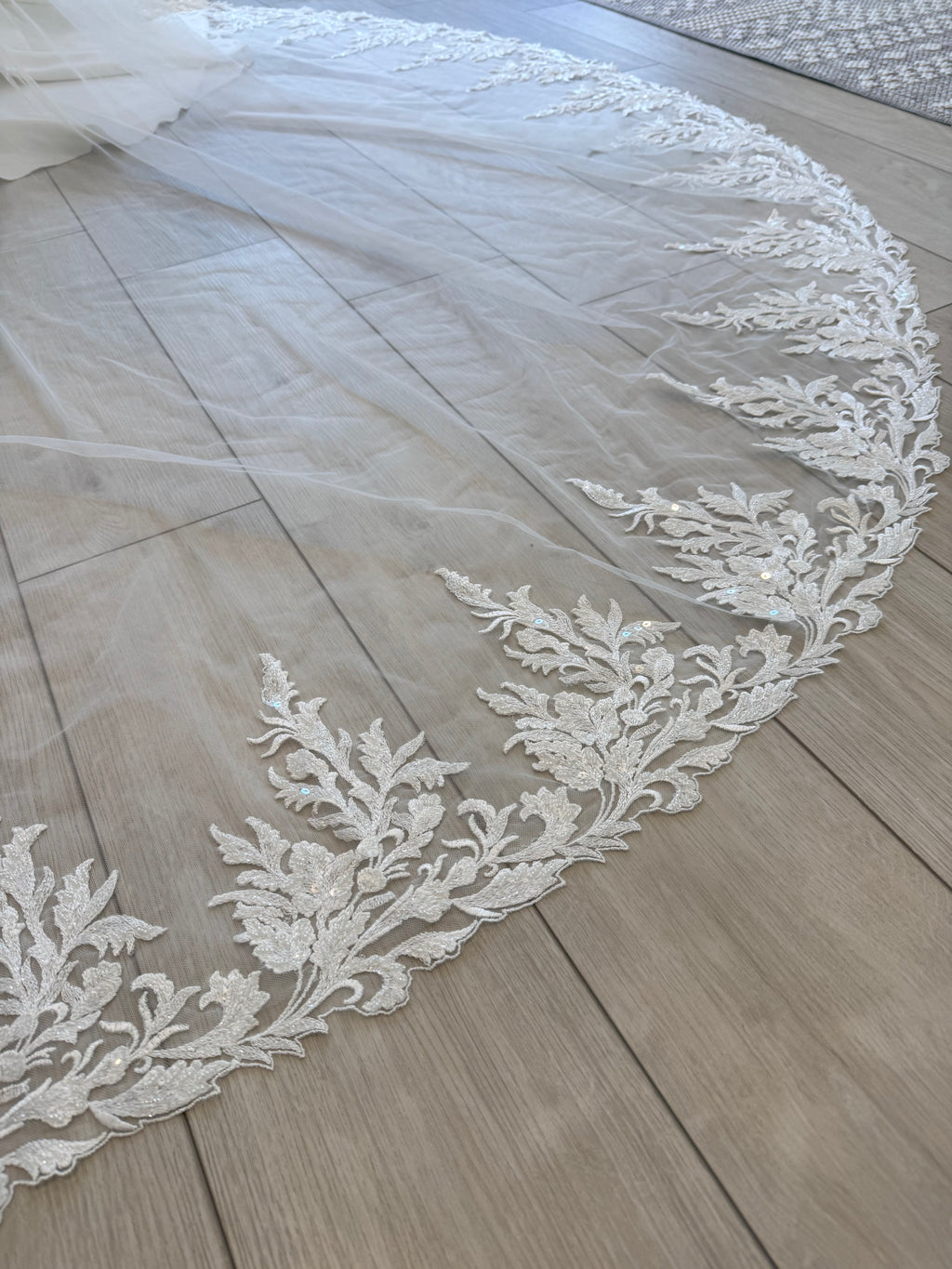 Royal Lace Mantila Cathedral Veil
